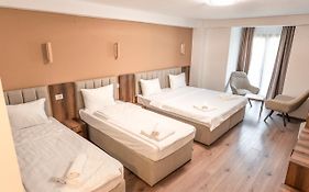 Hotel Burak Skopje